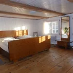 Nina בילדשטיין